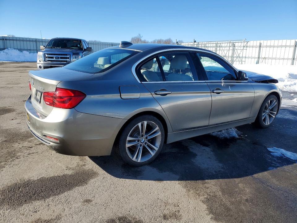 2017 BMW 330 xi