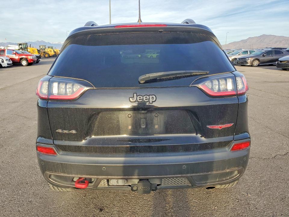 2020 Jeep Cherokee Trailhawk