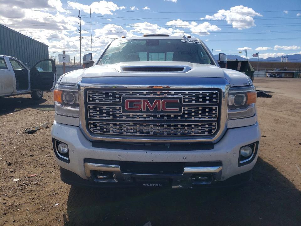 2018 GMC Sierra K3500 Denali