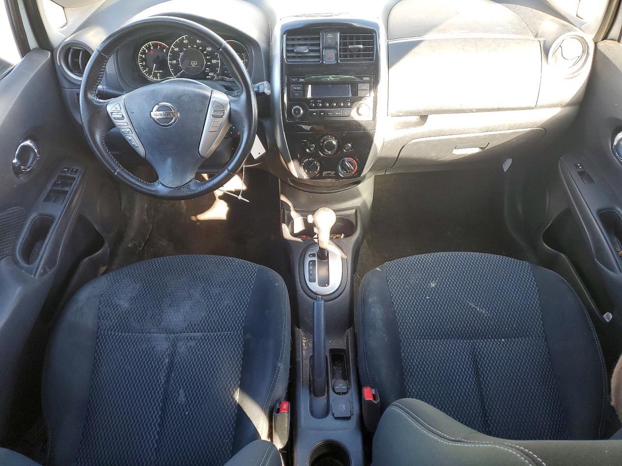 2015 Niss Versa Note