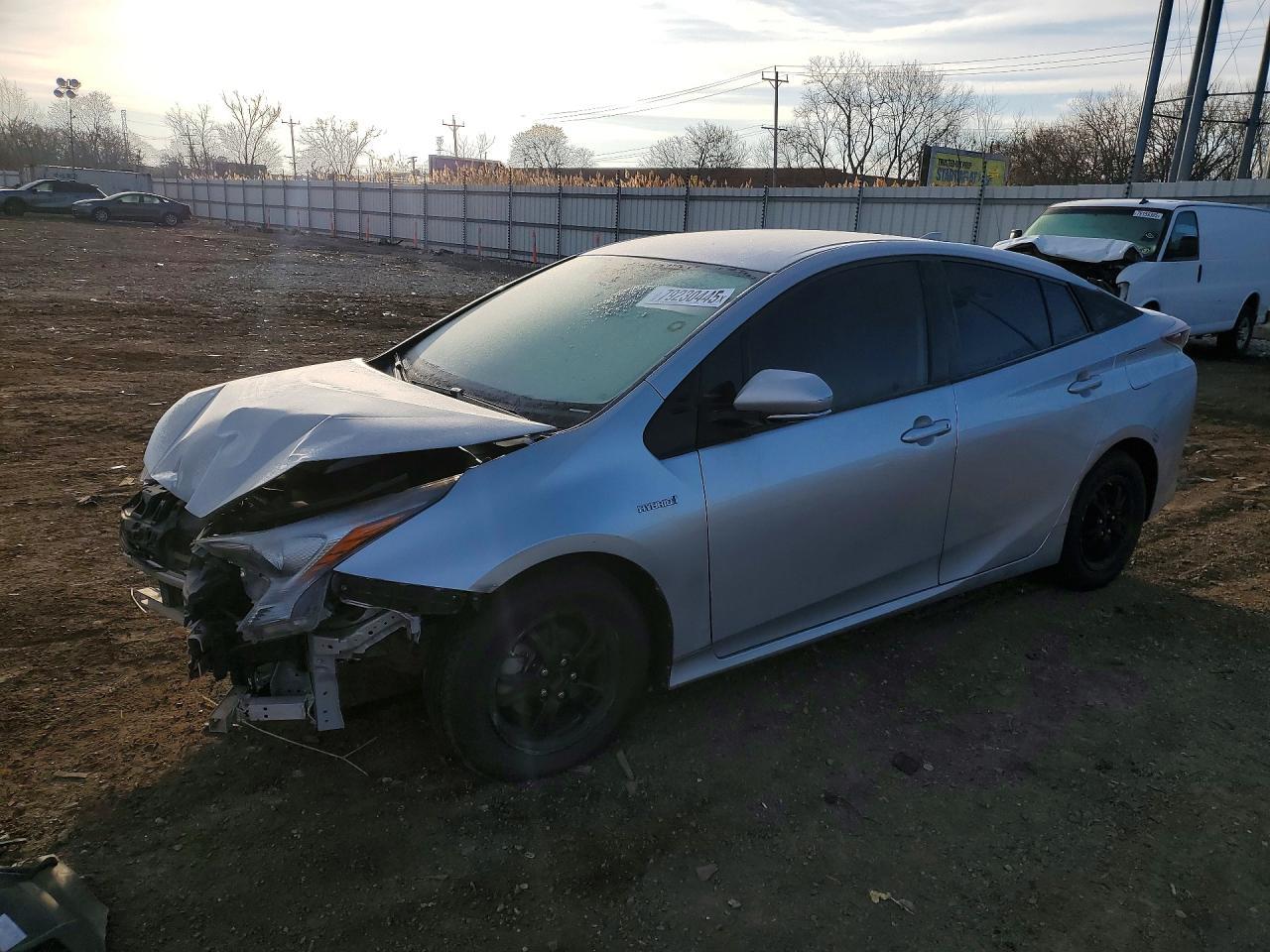 2016 Toyota Prius two