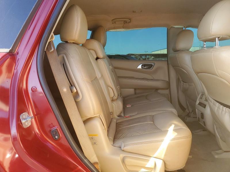 2015 Nissan Pathfinder s