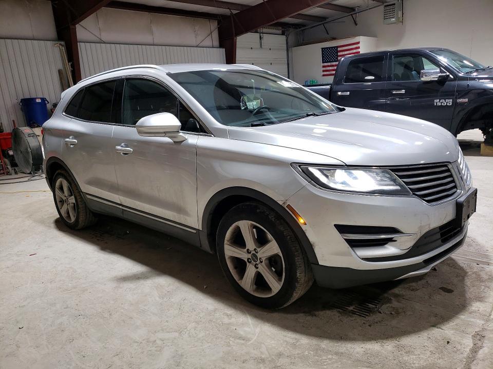 2015 Lincoln Townhouse MKC