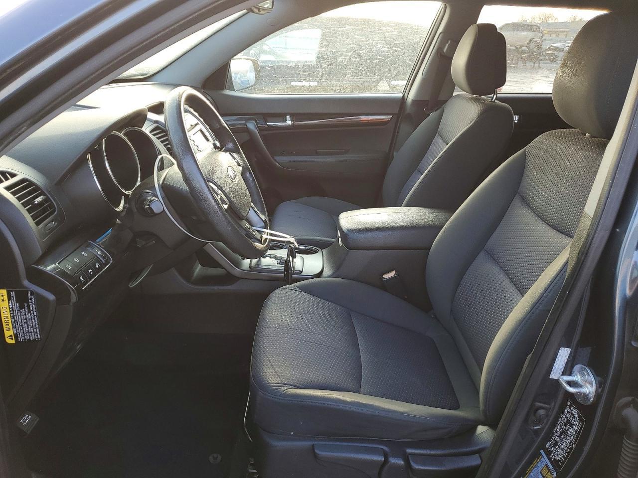 2011 KIA Sorento lx