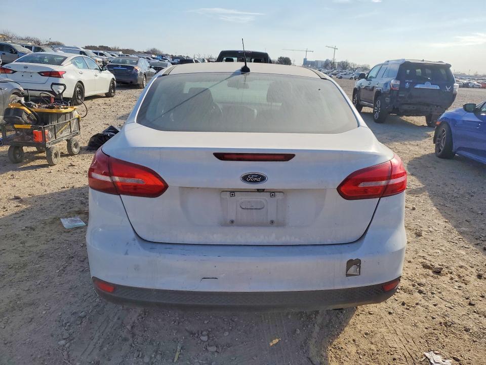 2015 Ford Focus se