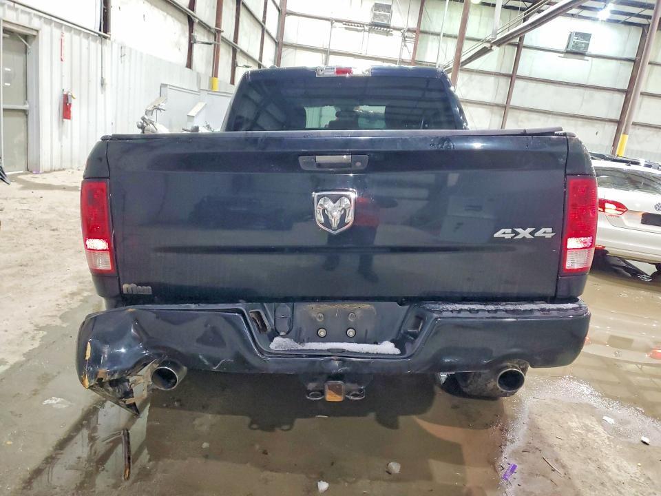 2015 Dodge RAM 1500 ST