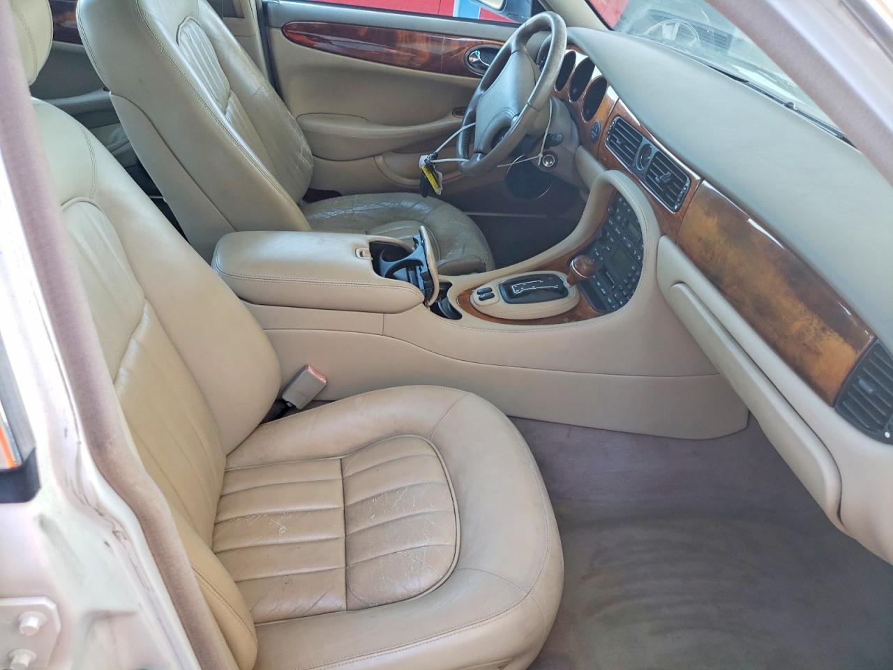 2000 Jaguar XJ8