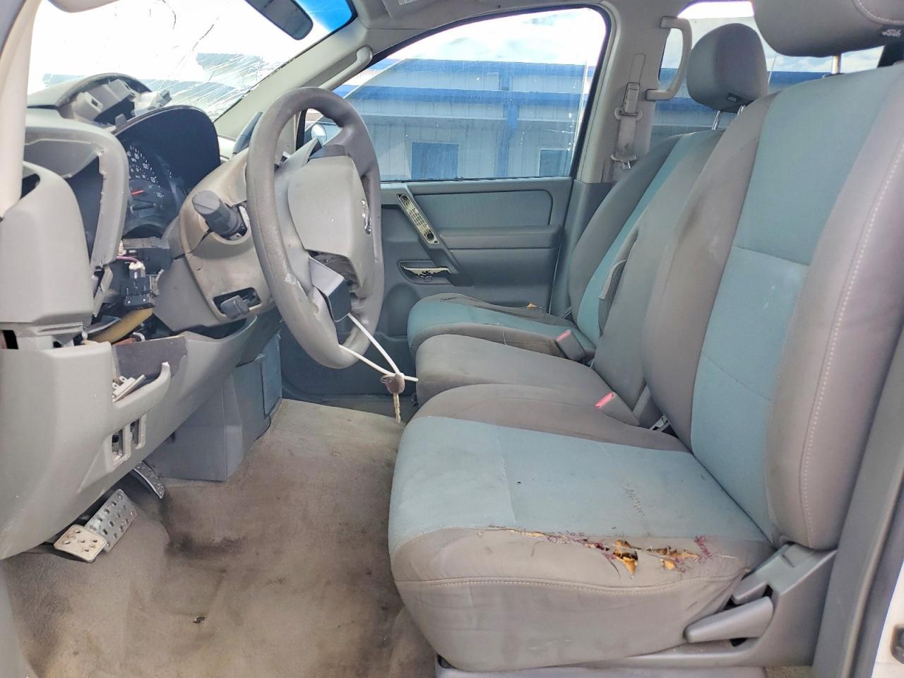 2005 Nissan Titan XE