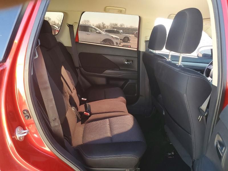 2017 Mitsubishi Outlander se