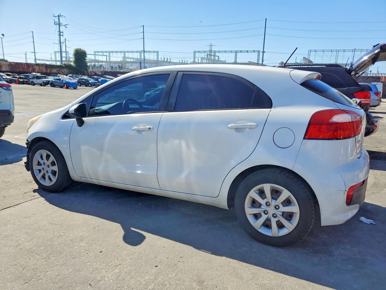2016 KIA Rio lx