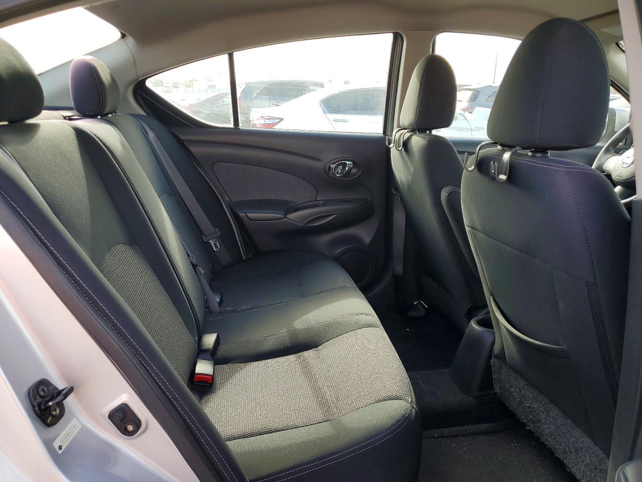 2014 Nissan Versa s