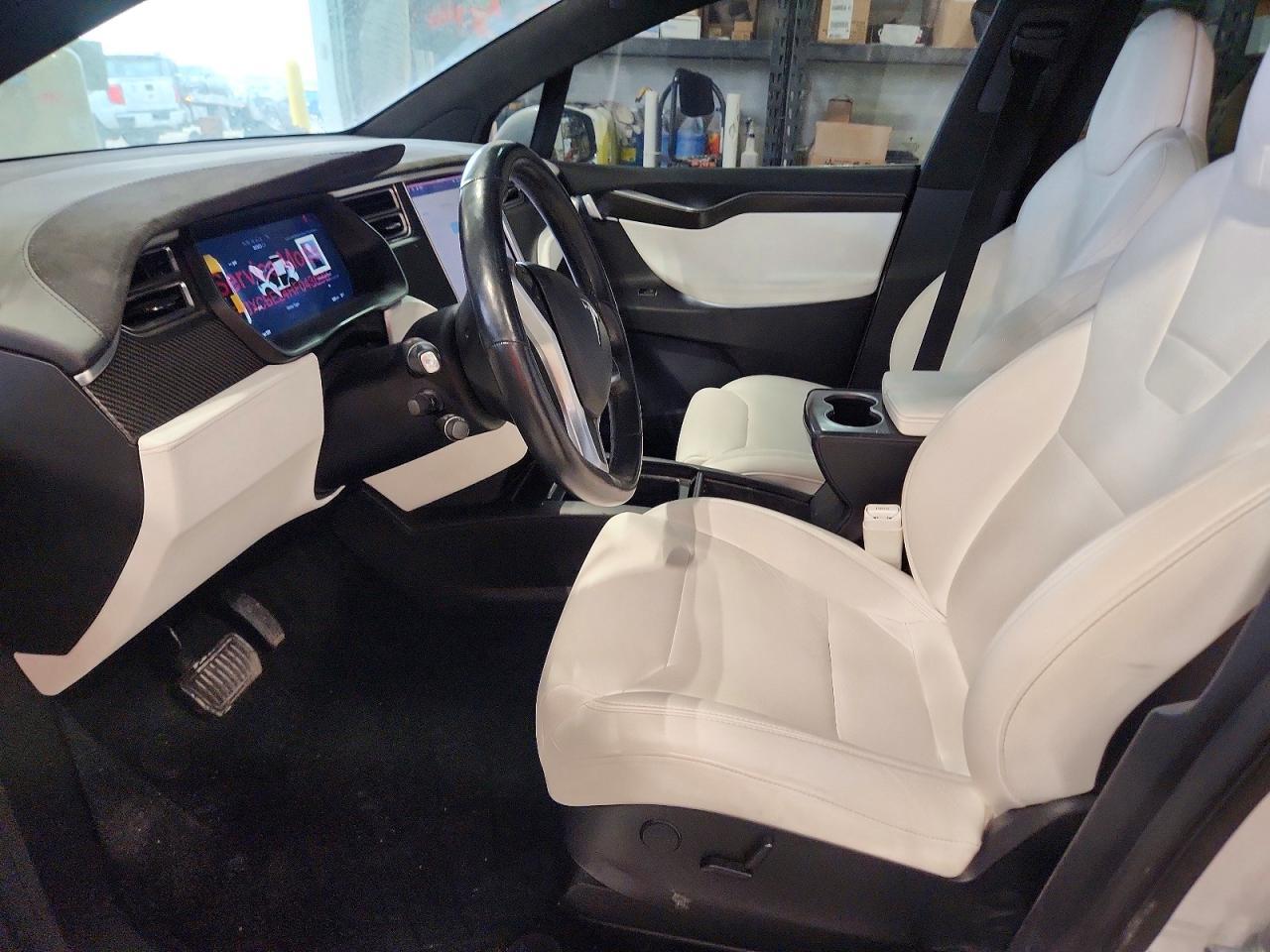 2017 Tesla Model x