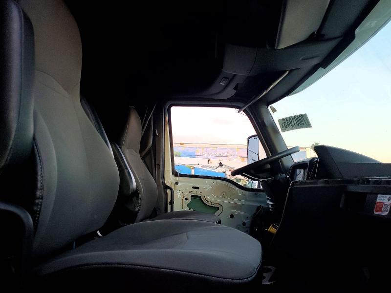 2020 International LT625 Semi Truck