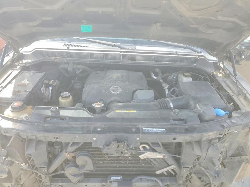 2011 Niss Titan s