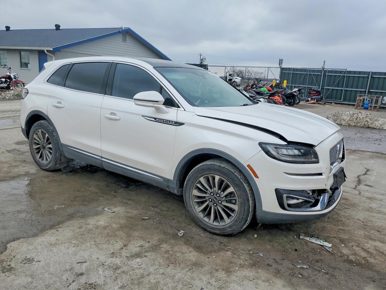 2019 Lincoln Nautilus Select