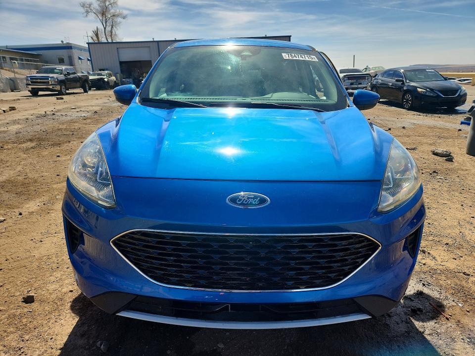 2020 Ford Escape se