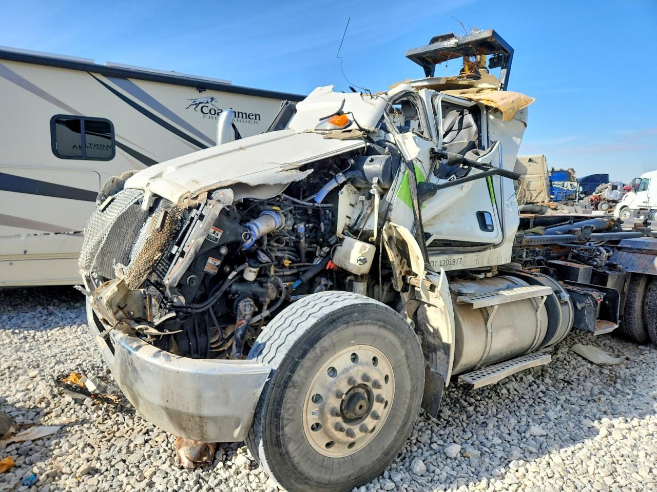 2022 Kenworth T300 ROLL-OFF Container Truck