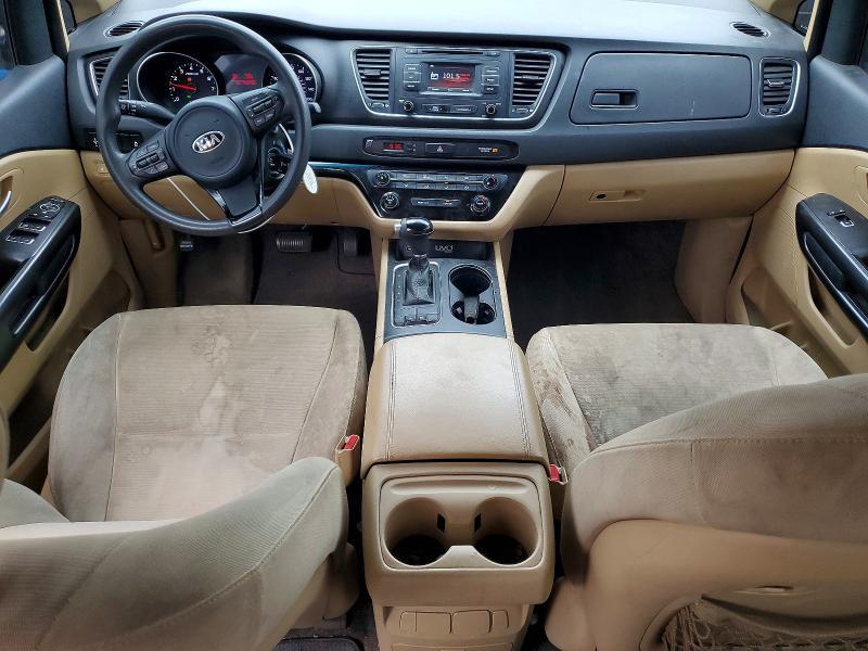 2015 KIA Sedona lx
