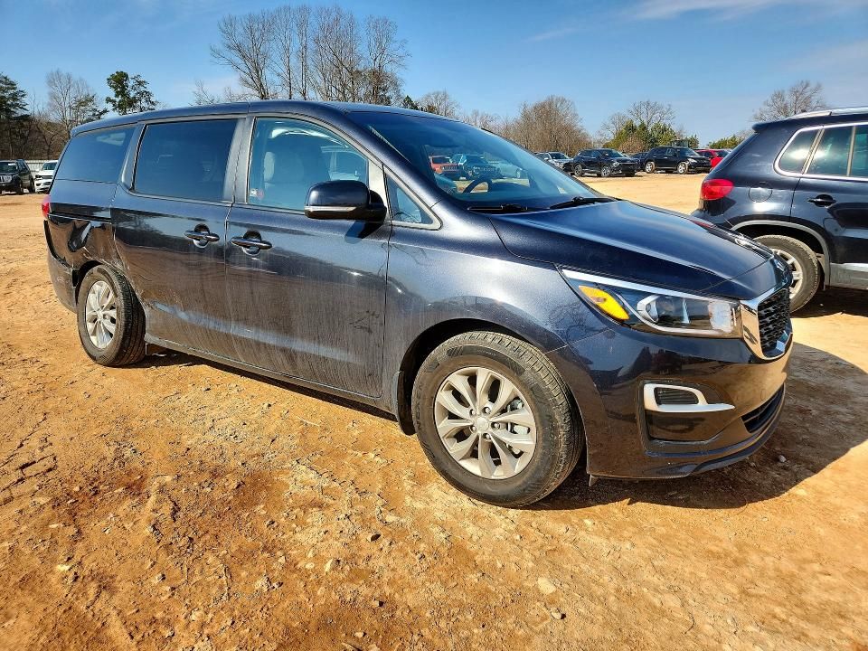 2019 KIA Sedona lx