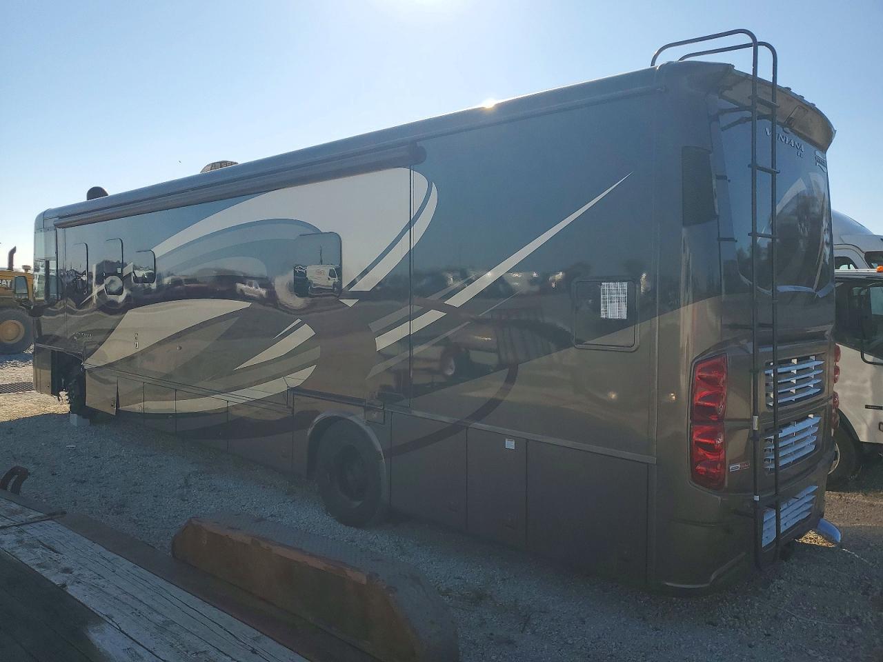 2019 Freightliner Chassis XC