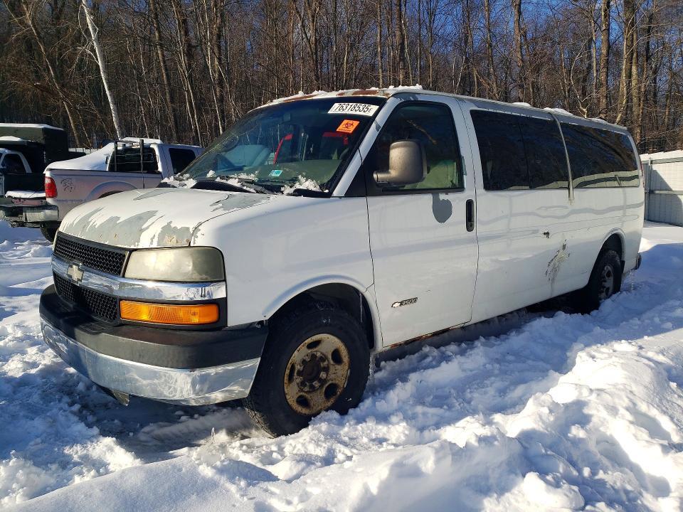 2006 Chevrolet Express G3500 Delivery Van