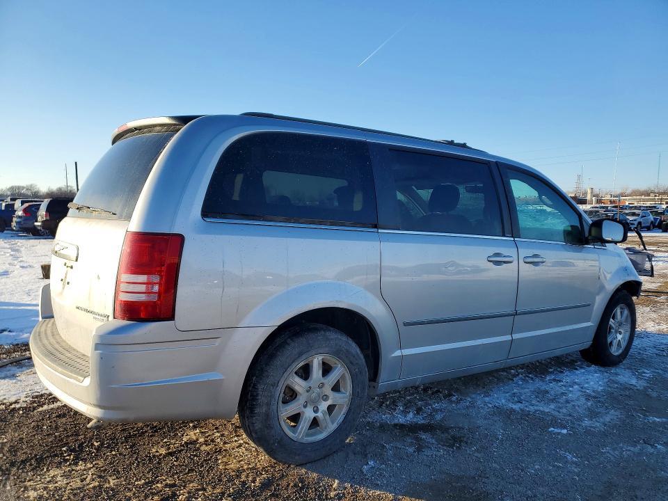 2010 Chrysler Town & Country Touring