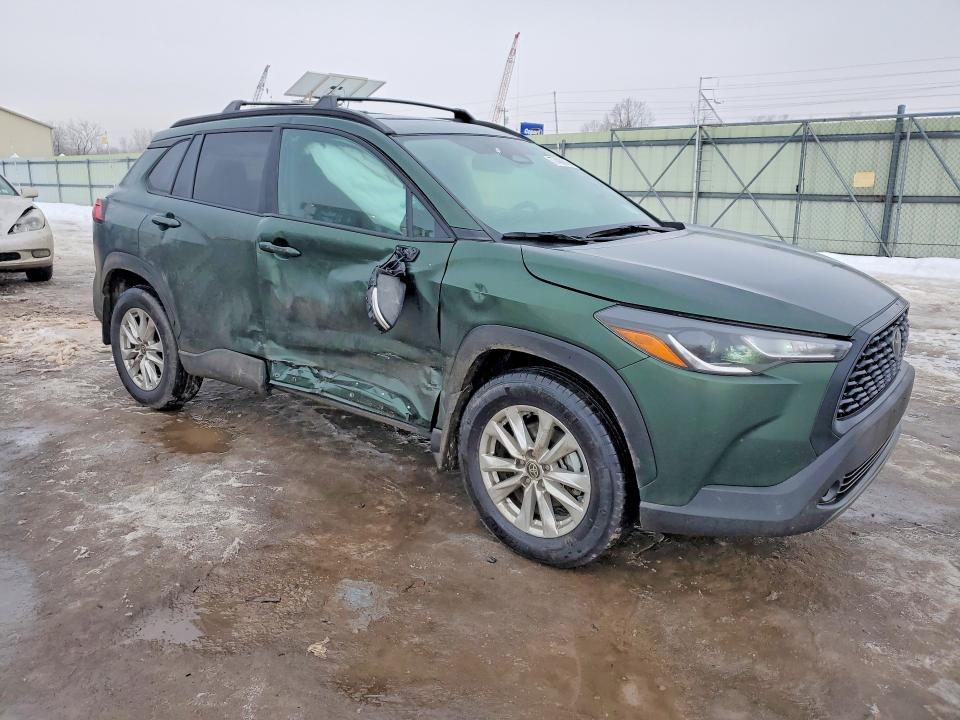 2025 Toyota Corolla Cross le