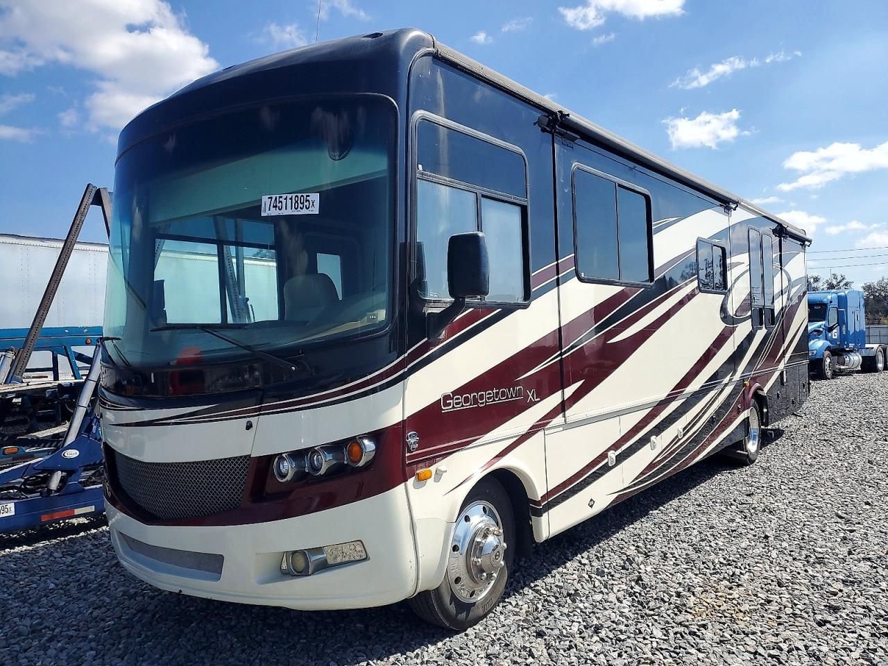 2012 Ford F53-RV