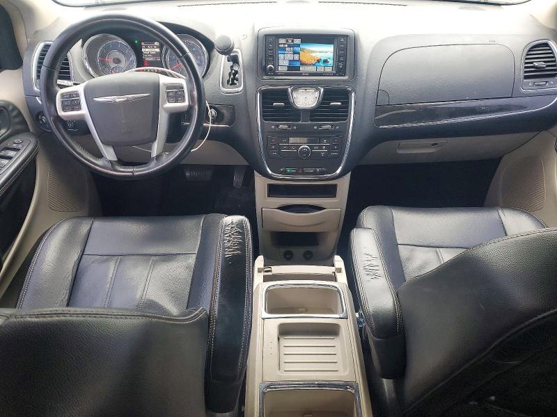 2015 Chrysler Town & Country Touring