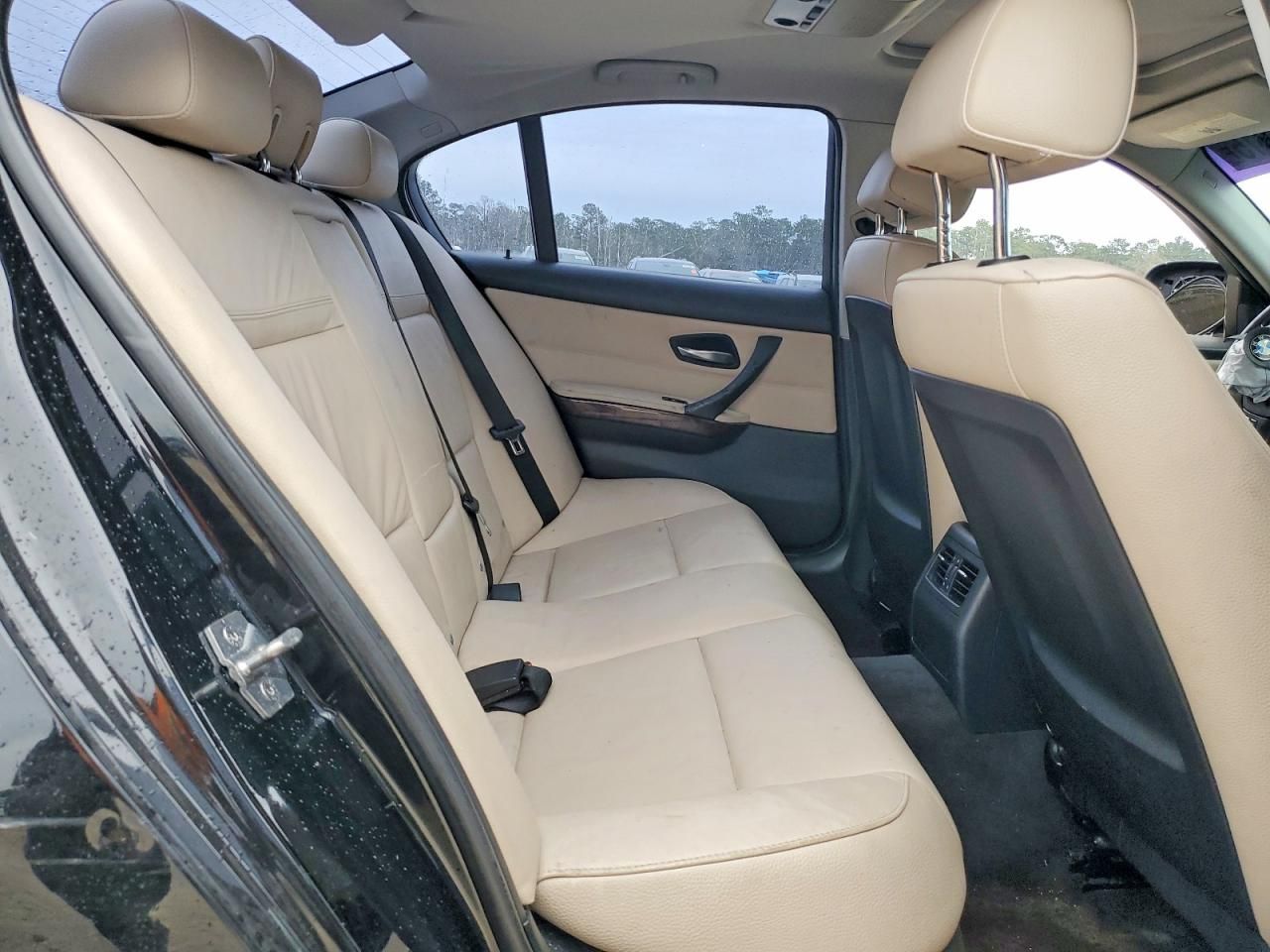 2011 BMW 328 xi Sulev