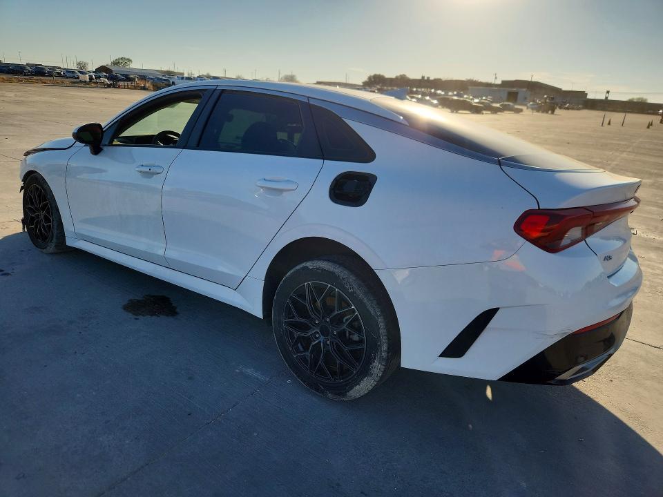 2022 KIA K5 lxs
