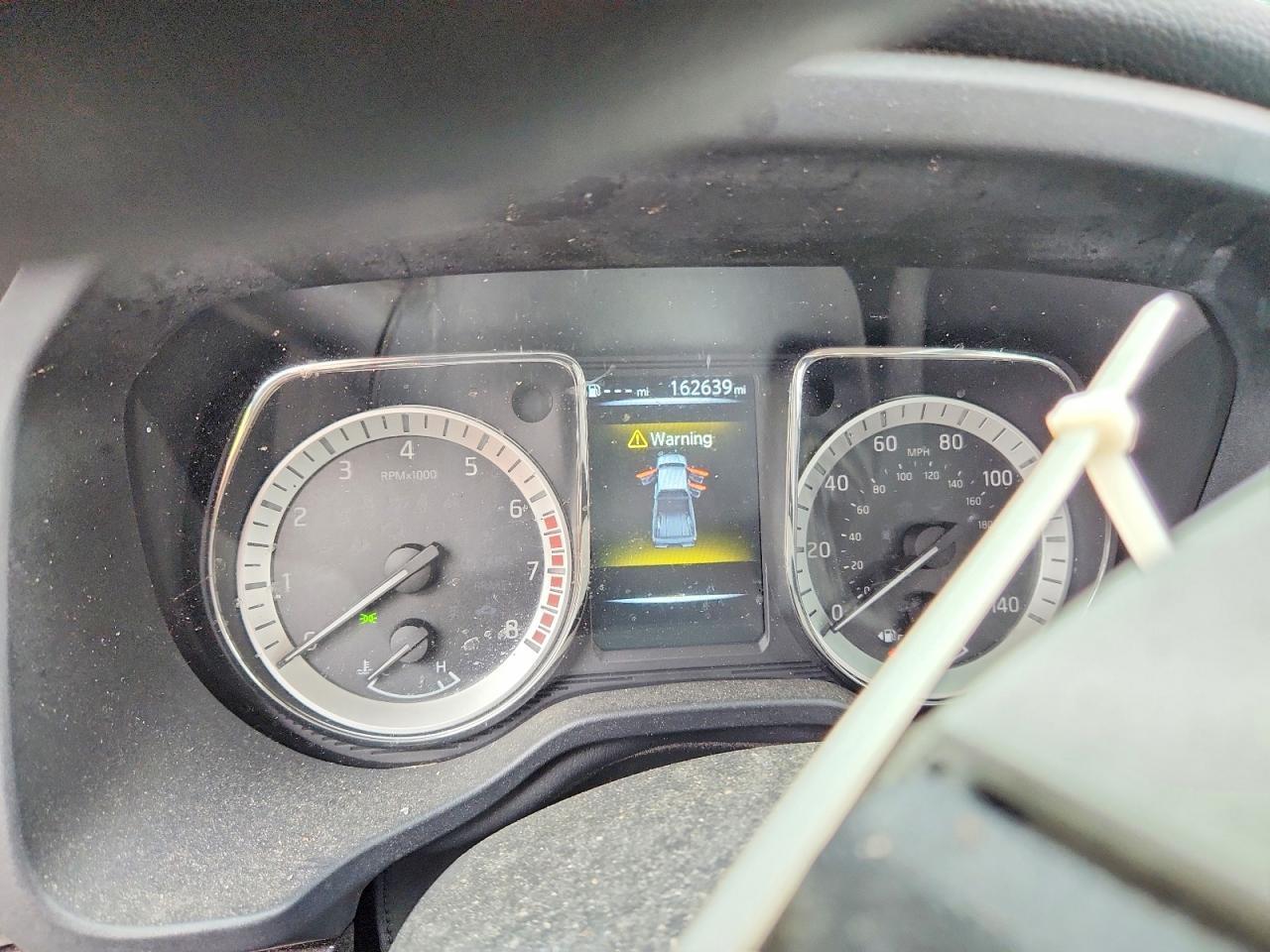 2017 Nissan Titan SV