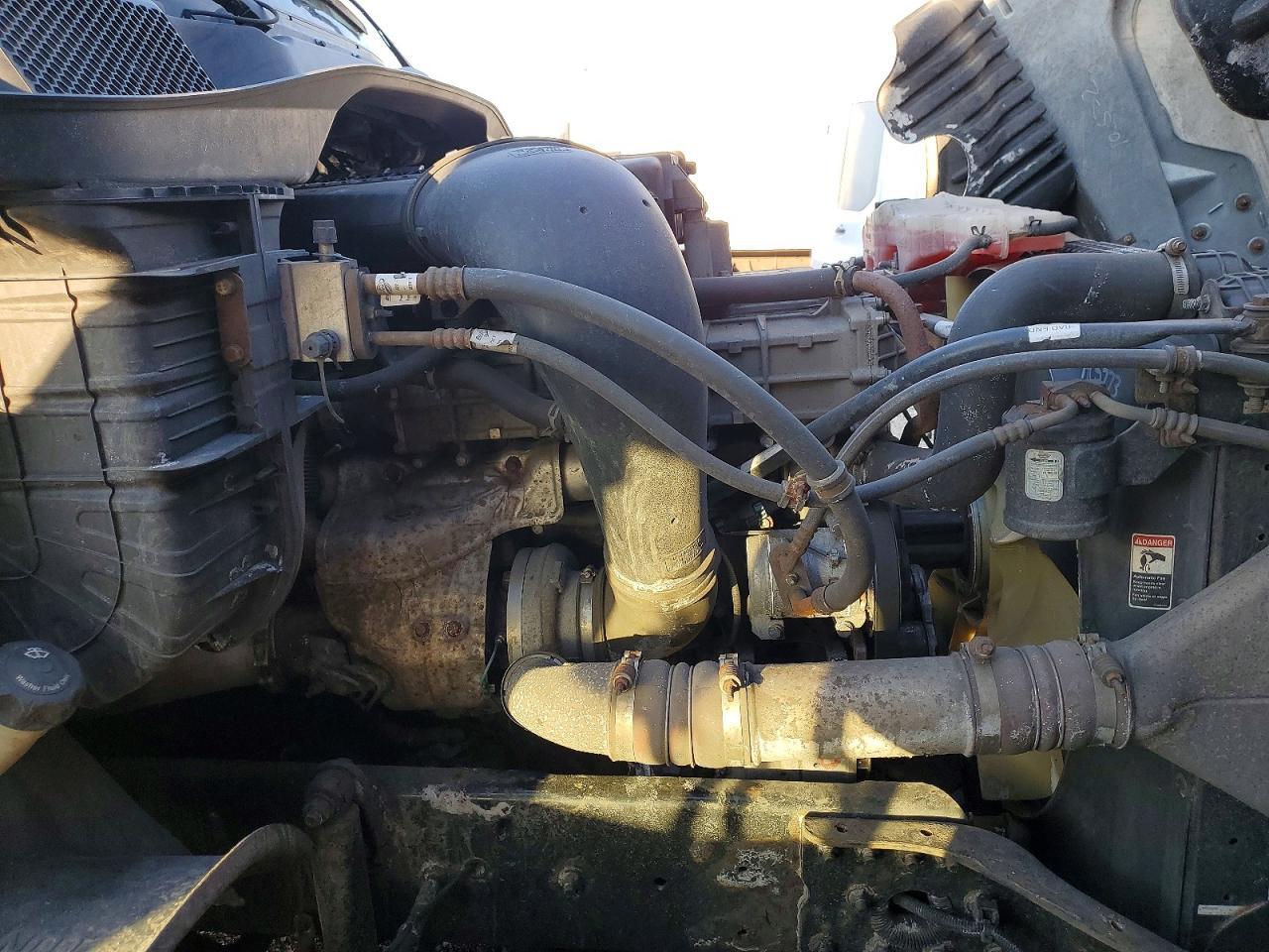 2016 Freightliner Cascadia 125