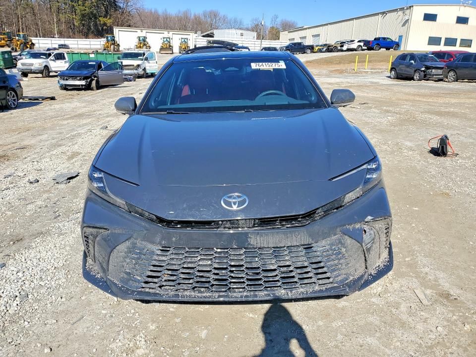 2025 Toyota Camry xse