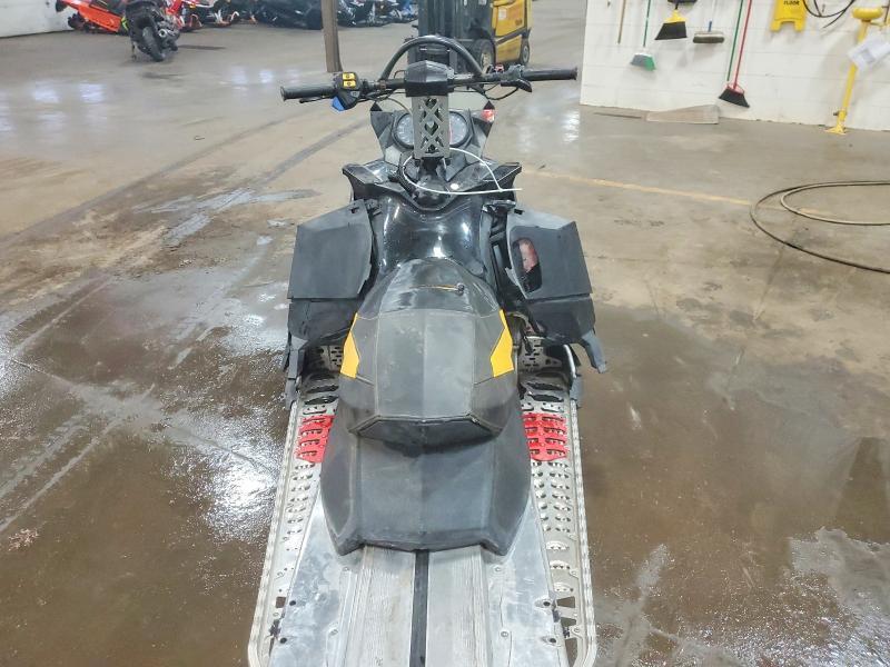 2011 Skidoo Summit Everest 154 8