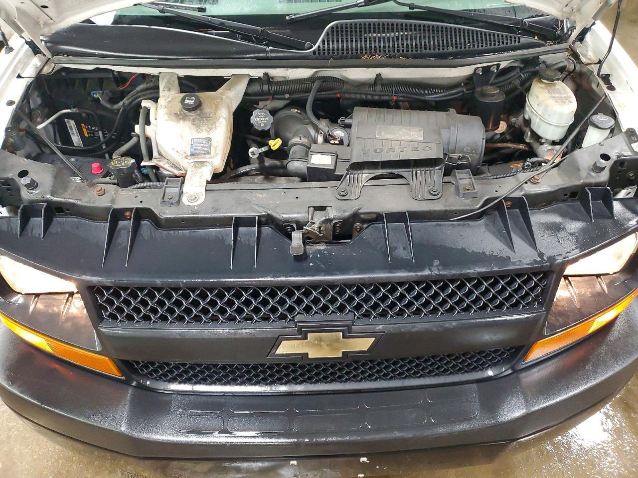 2013 Chevrolet Express 2500 Cargo Utility / Service Van