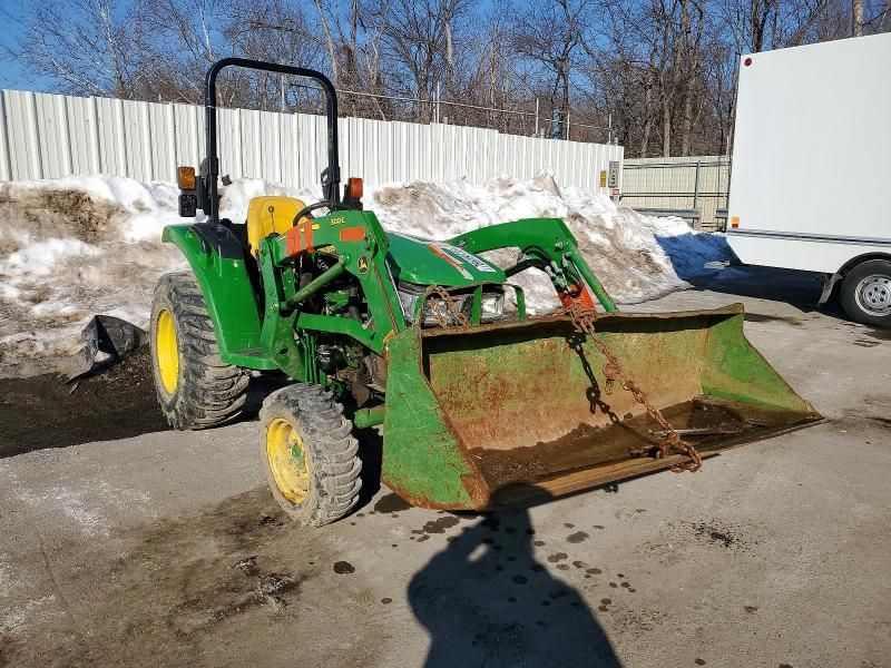 2022 John Deere 3043D Mfwd Tractor