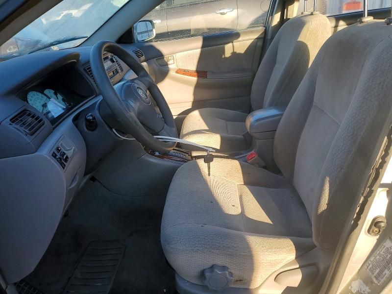 2004 Toyota Corolla le