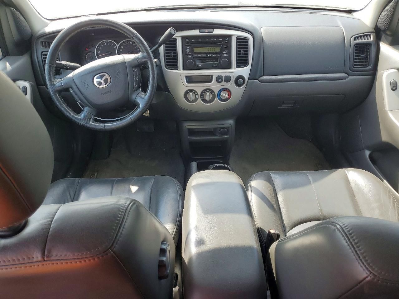 2004 Mazda Tribute es