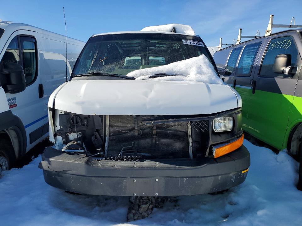 2017 Chevrolet Express 2500 Delivery van