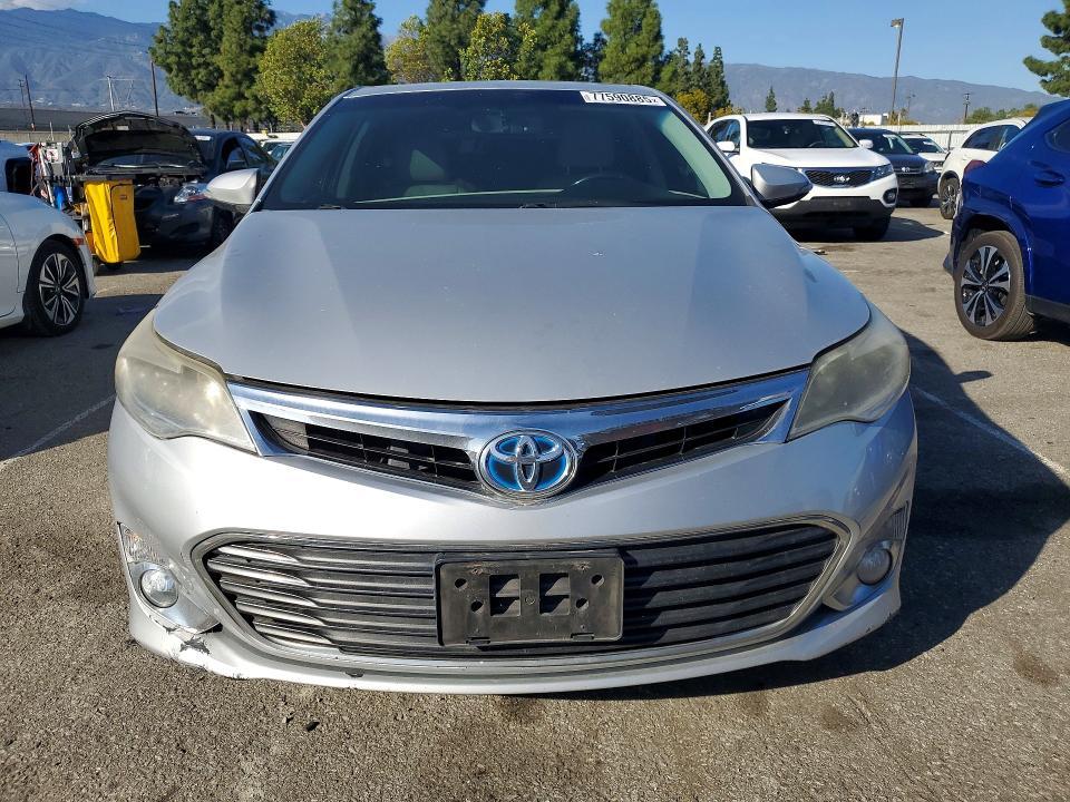 2013 Toyota Avalon Hybrid xle Touring