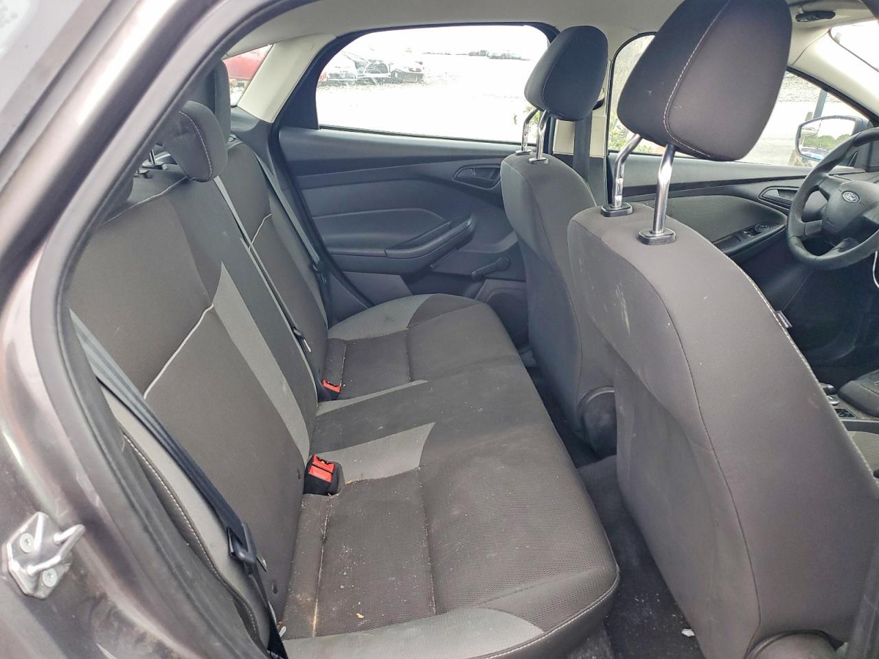 2012 Ford Focus s