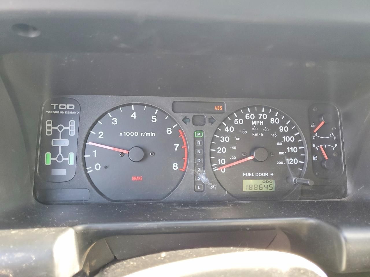 2001 Isuzu Trooper s