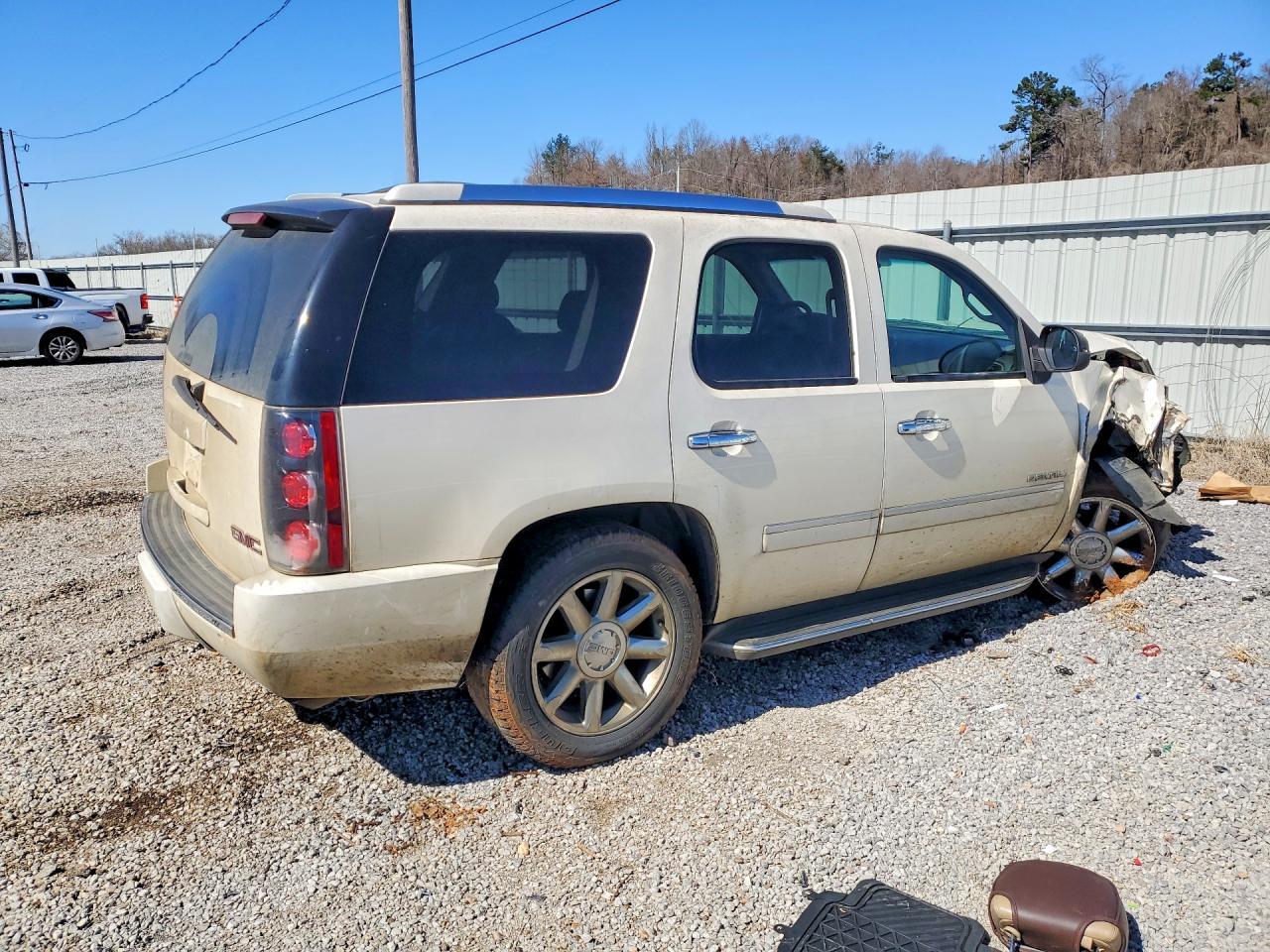 2010 GMC Yukon Denali