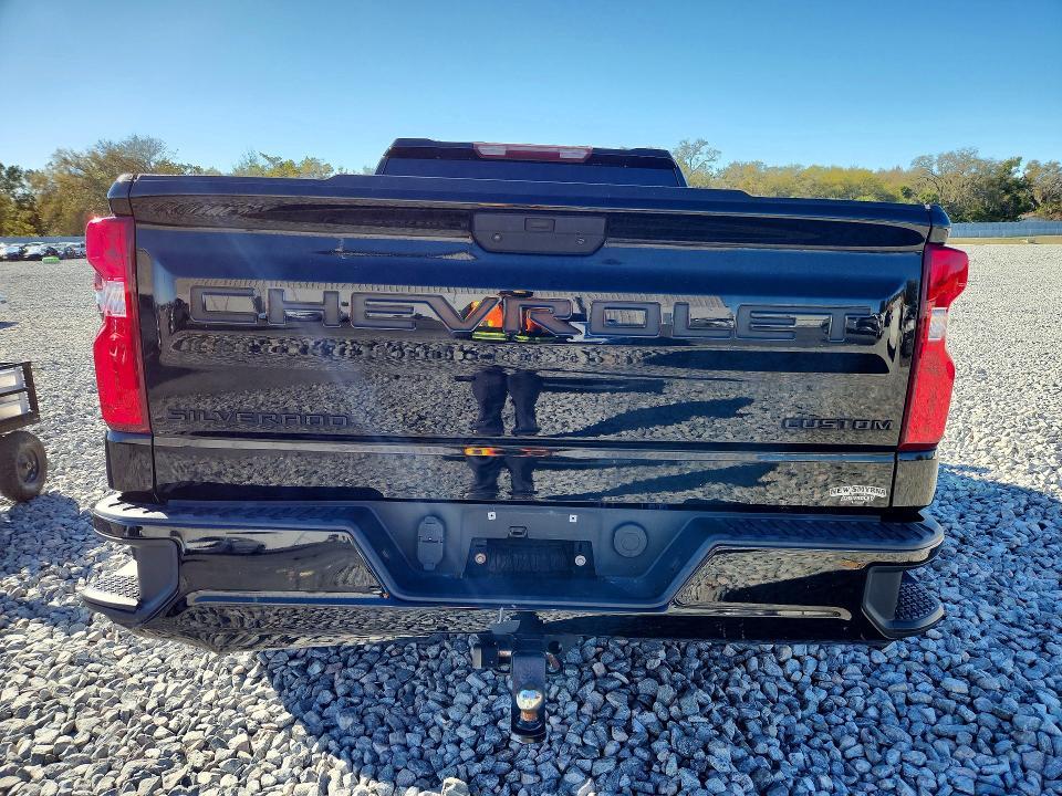 2020 Chevrolet Silverado C1500 Custom