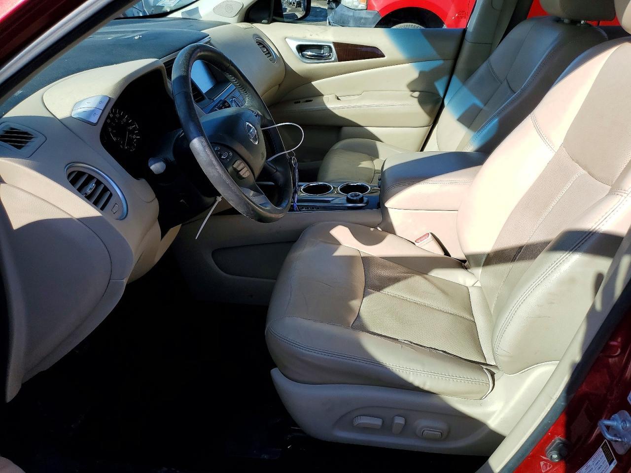 2016 Nissan Pathfinder s