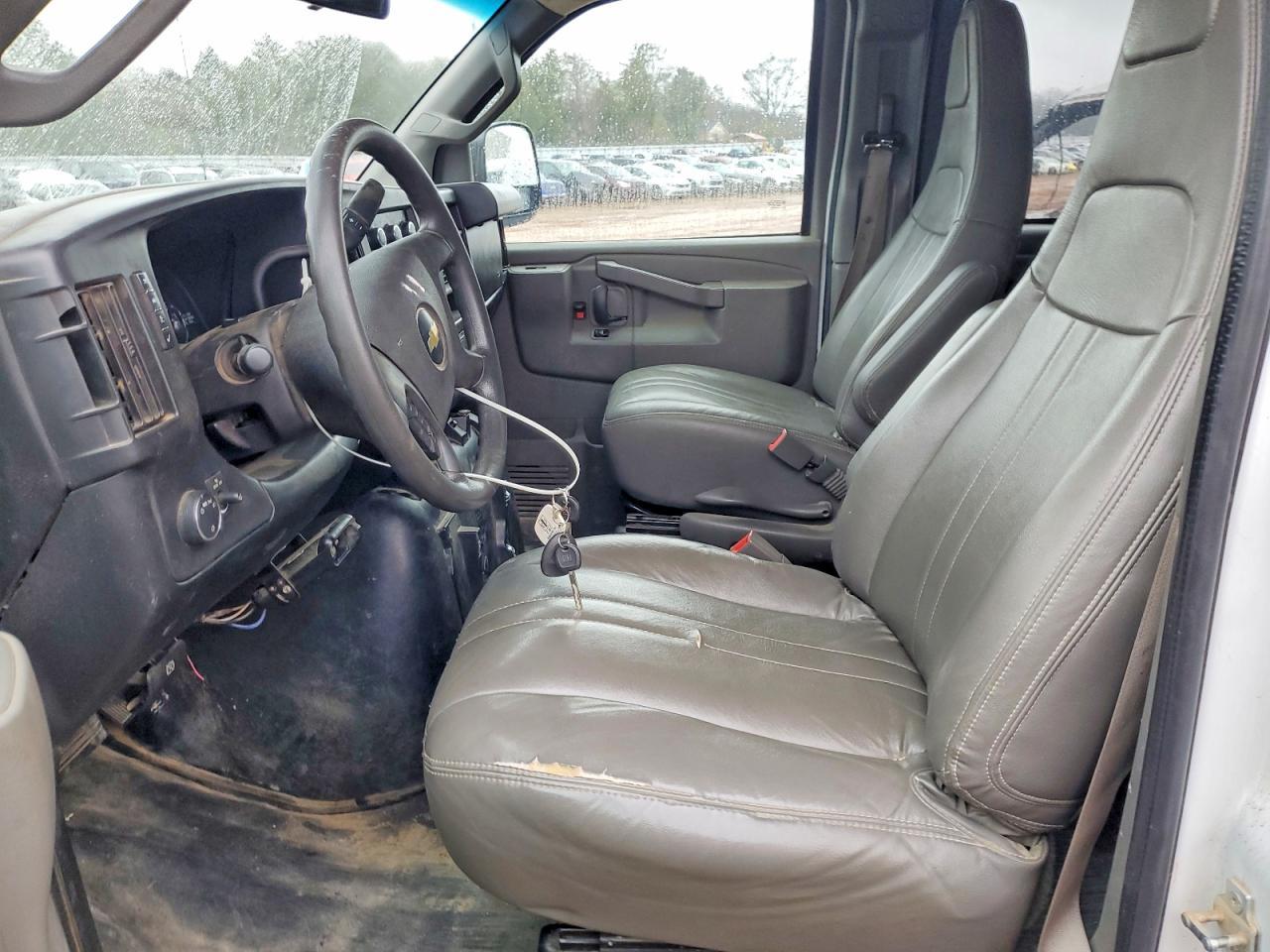 2019 Chevrolet Express G3500 LS  2.8L 4C Tdsl Passenger
