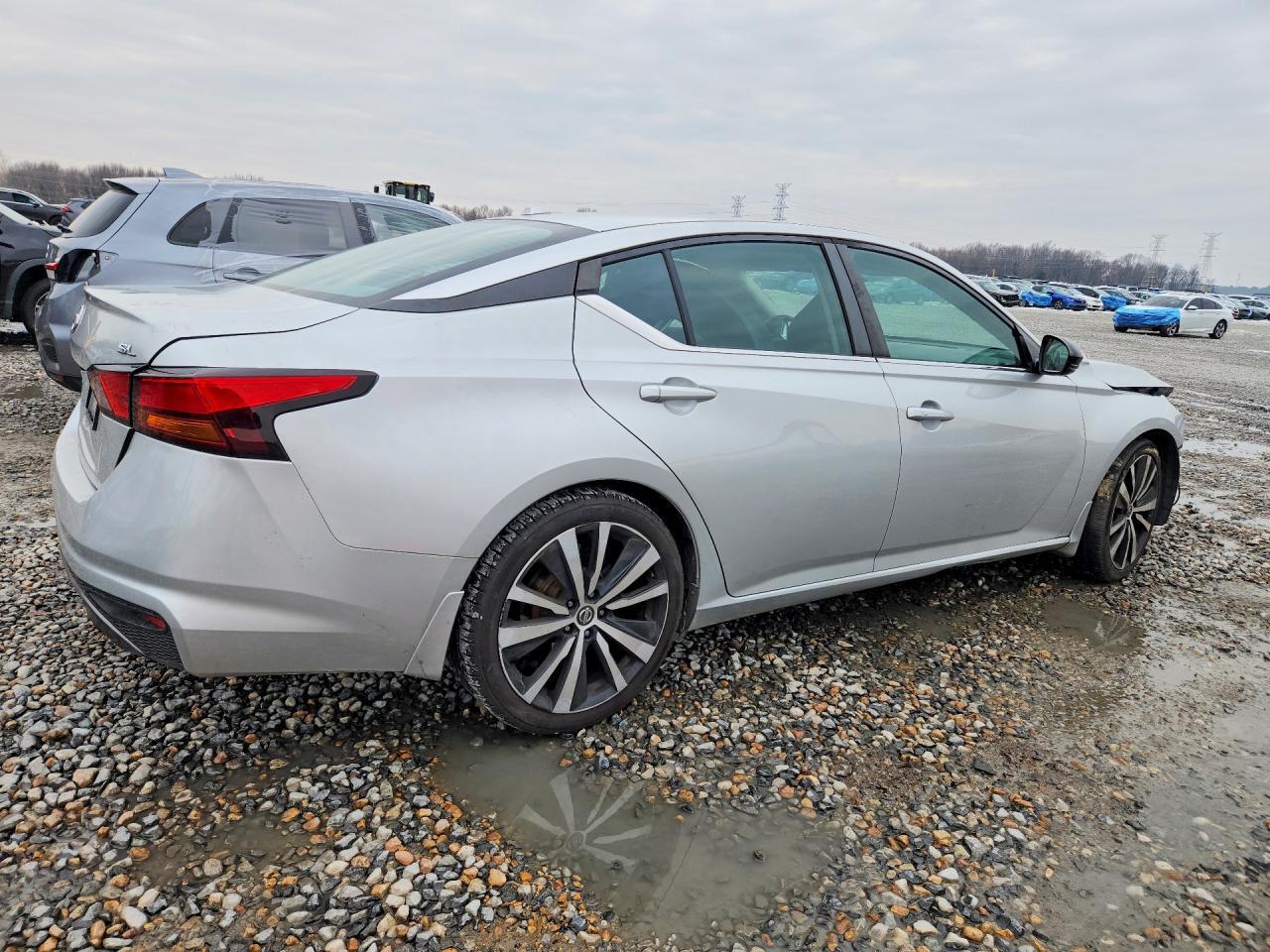 2019 Niss Altima 2.5 sr