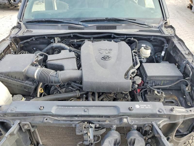 2016 Toyota Tacoma Double cab