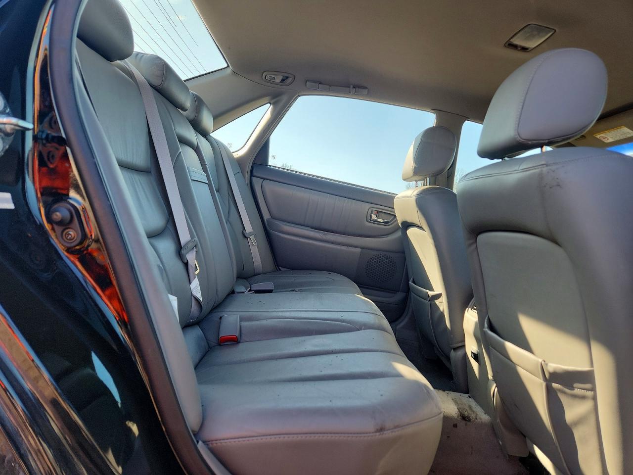 2003 Toyota Avalon xl